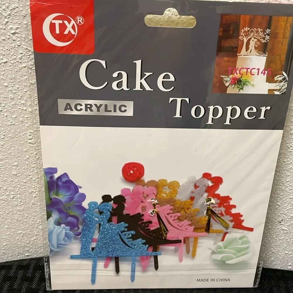 CTX Acrylic Hello 28 Cake Topper - Rose Gold Acrylic Decoration NIP 7” H X 5” W